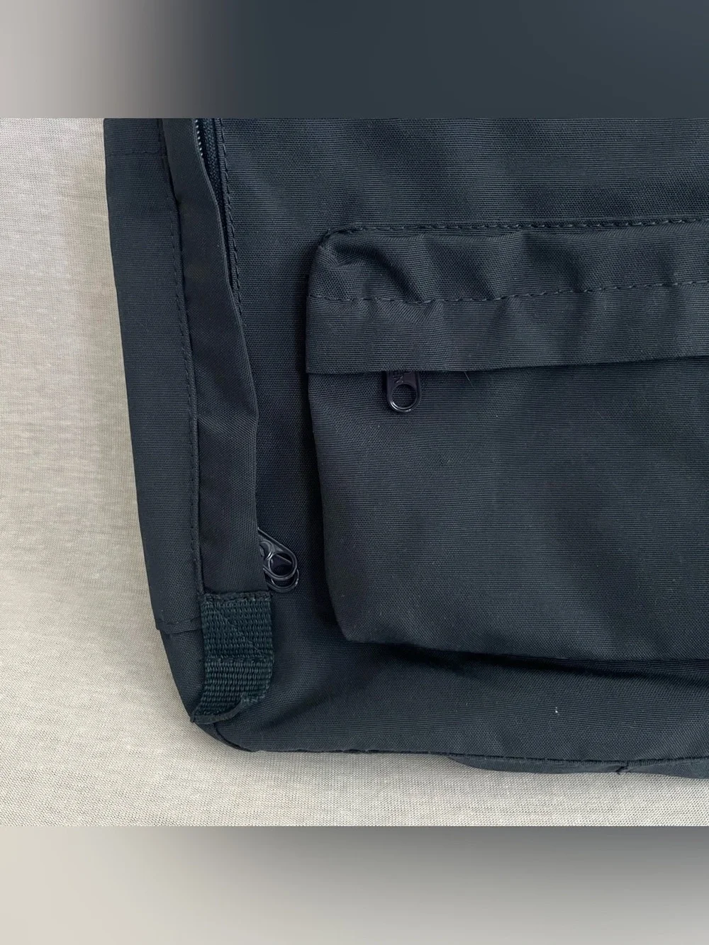 Classic Fjallraven Kanken Navy Backpack with Maroon Handles